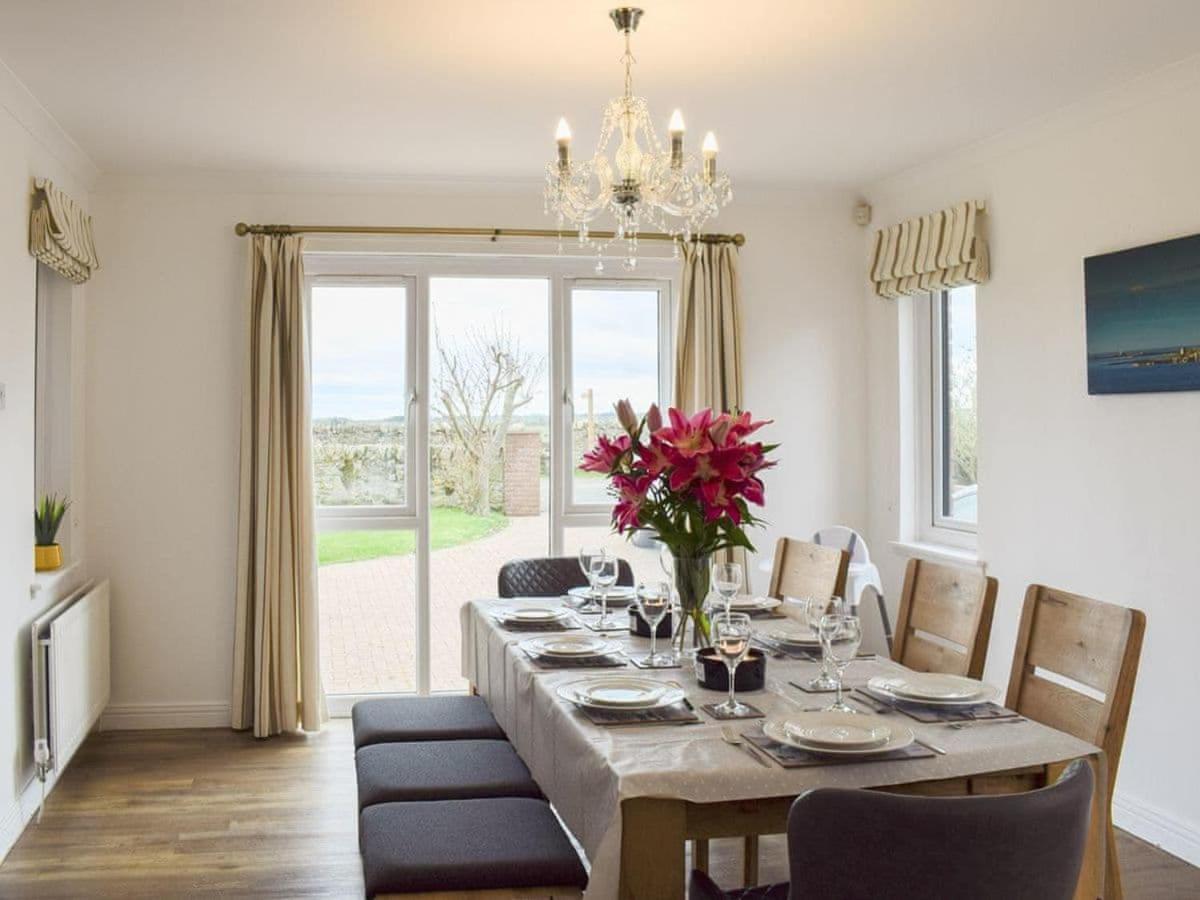 Bernicia House Villa Seahouses Exterior foto