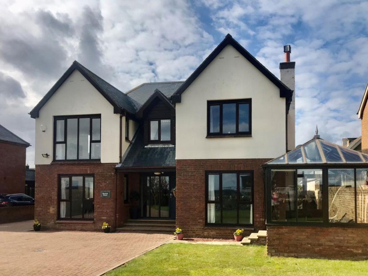 Bernicia House Villa Seahouses Exterior foto