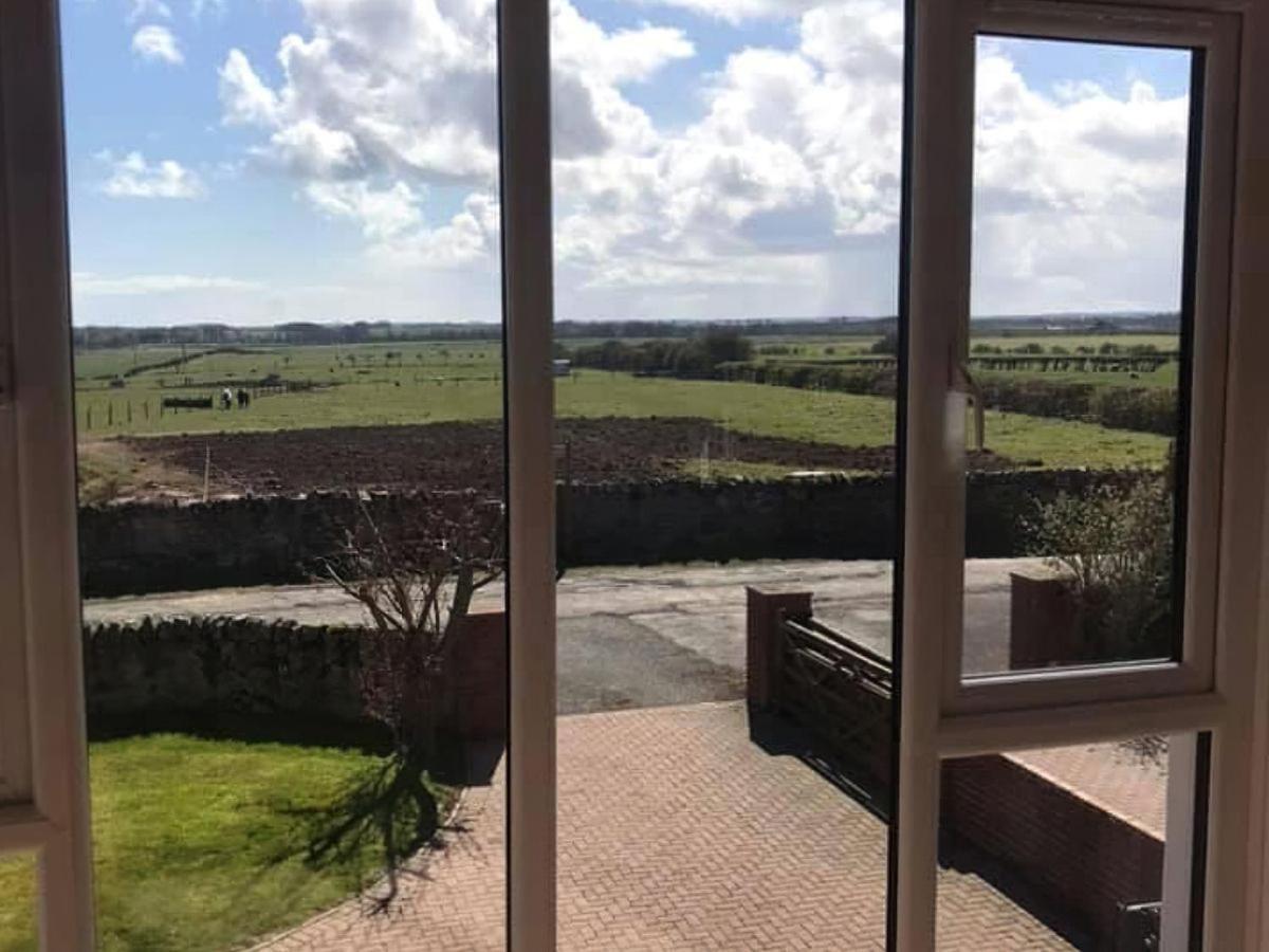 Bernicia House Villa Seahouses Exterior foto